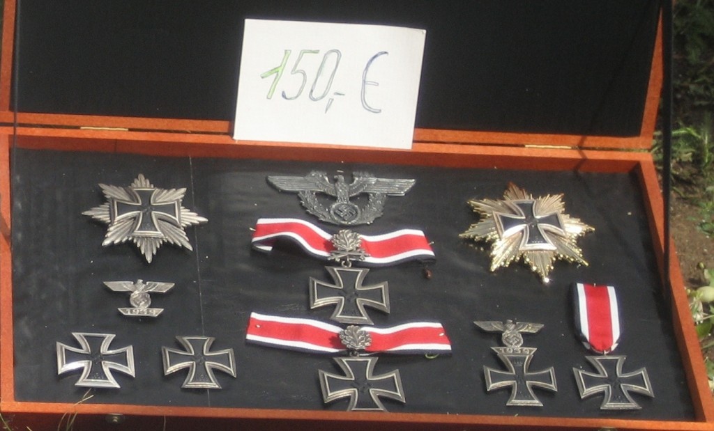 illegal nazi memorabilia